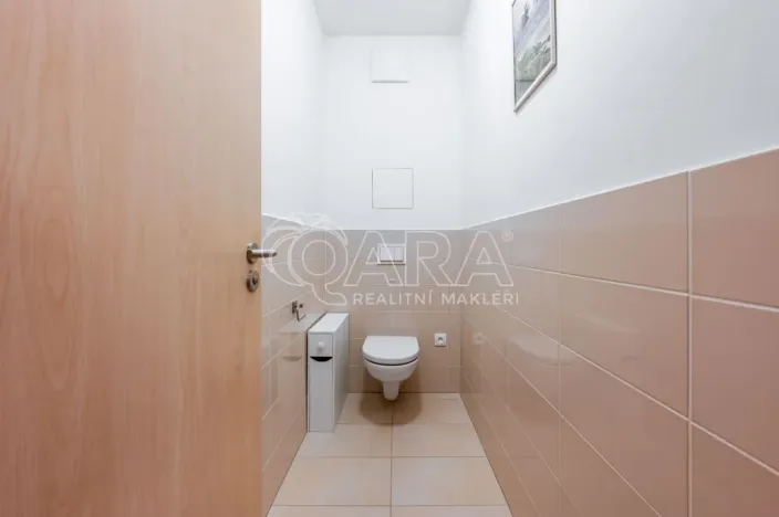 Pronájem bytu 2+kk, Praha - Modřany, Fikerova, 62 m2