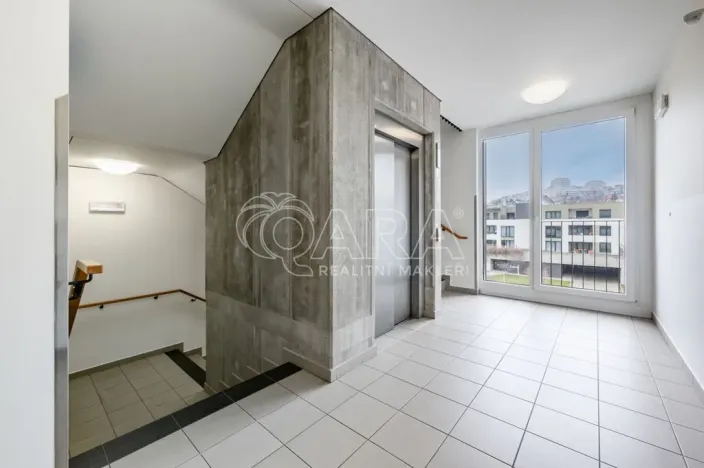 Pronájem bytu 2+kk, Praha - Modřany, Fikerova, 62 m2