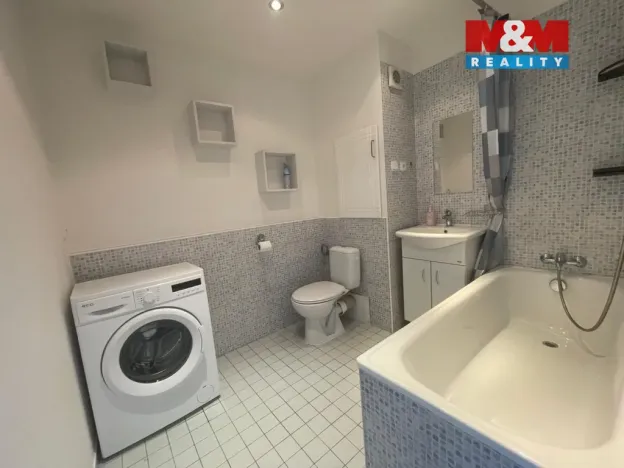 Pronájem bytu 3+kk, Praha - Braník, Novodvorská, 55 m2