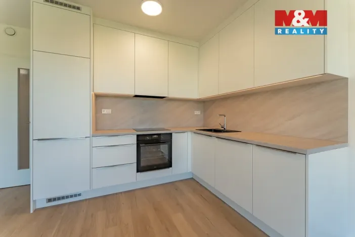 Pronájem bytu 2+kk, Praha, Hodkovická, 50 m2