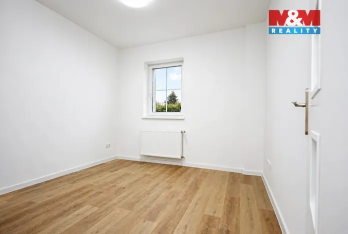 Prodej rodinného domu, Karlovy Vary - Tašovice, Česká, 200 m2