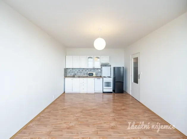 Pronájem bytu 2+kk, Praha - Troja, Olštýnská, 37 m2