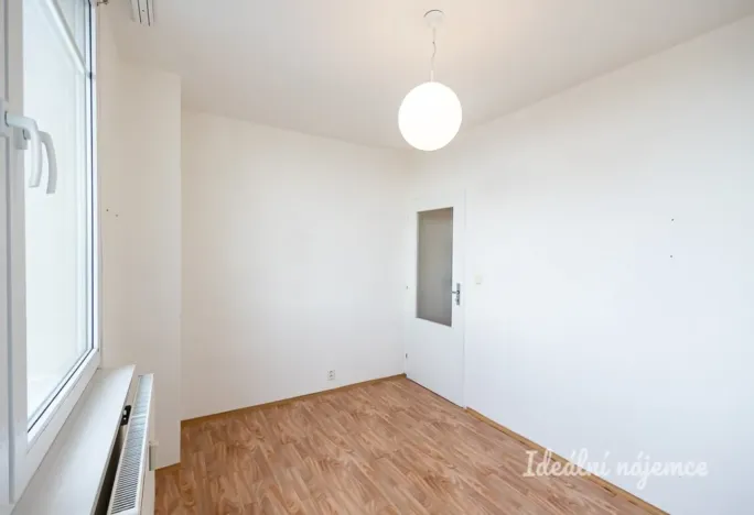 Pronájem bytu 2+kk, Praha - Troja, Olštýnská, 37 m2