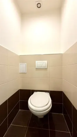 Pronájem bytu 2+kk, Cheb, Růžový kopeček, 53 m2