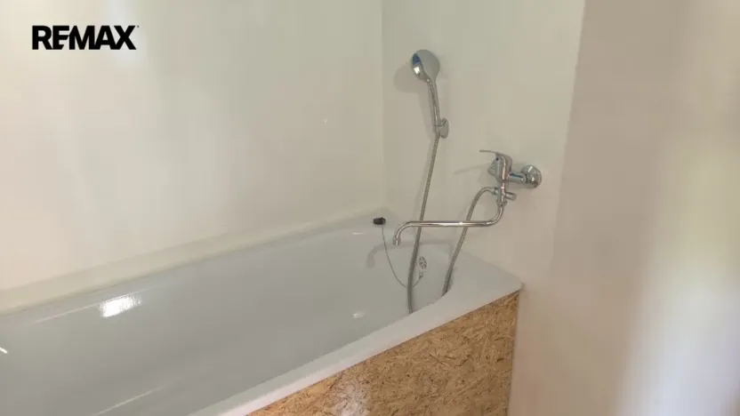Prodej bytu 4+1, Rotava, Sídliště, 70 m2