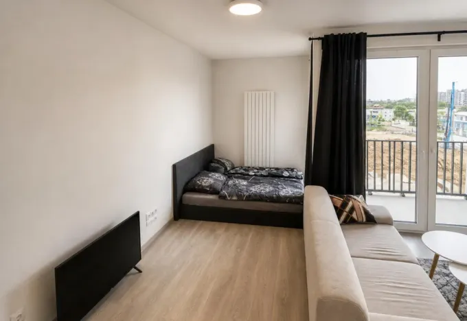 Pronájem bytu 1+kk, Praha - Malešice, Sazečská, 34 m2