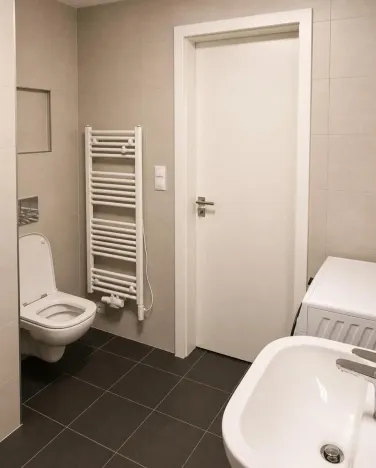 Pronájem bytu 1+kk, Praha - Malešice, Sazečská, 34 m2