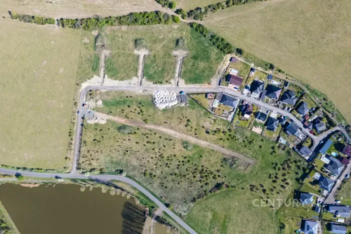 Prodej pozemku pro bydlení, Lužice, 1305 m2
