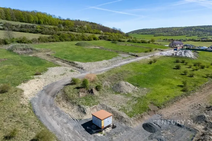 Prodej pozemku pro bydlení, Lužice, 1305 m2