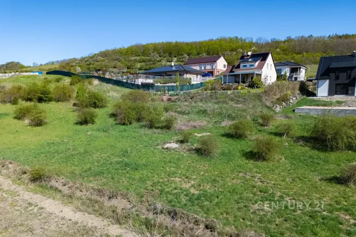 Prodej pozemku pro bydlení, Lužice, 1215 m2