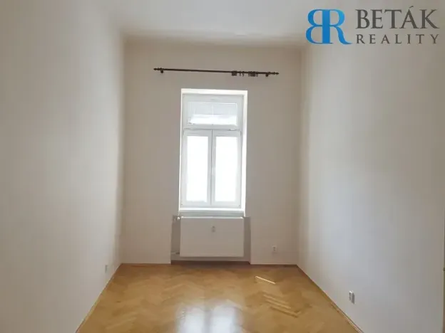 Pronájem bytu 2+1, Přerov, Komenského, 72 m2