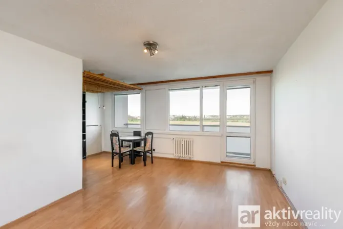 Prodej bytu 3+kk, Praha - Petrovice, Kurčatovova, 70 m2
