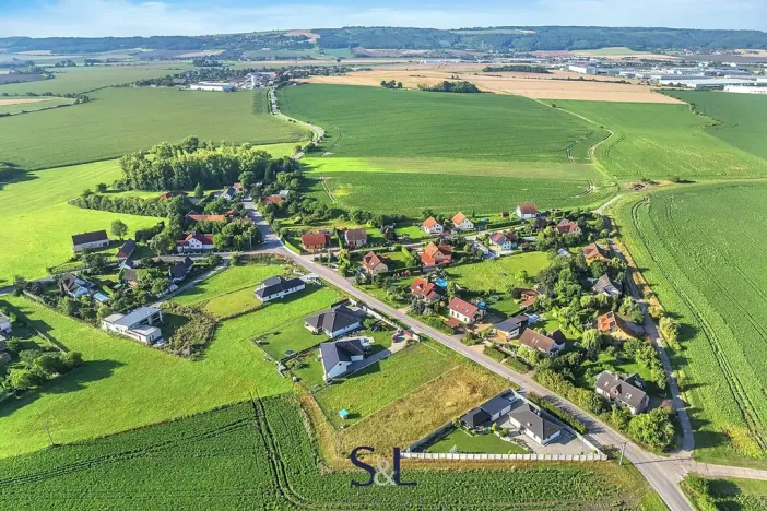 Prodej pozemku pro bydlení, Plazy, 1355 m2