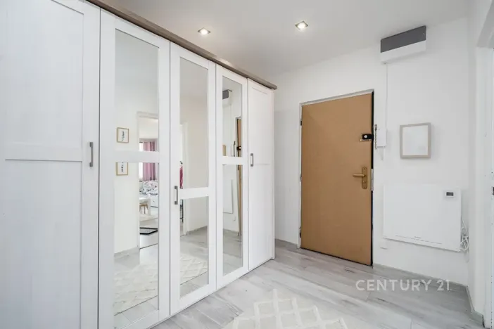 Prodej bytu 3+1, Děčín, Oblouková, 74 m2
