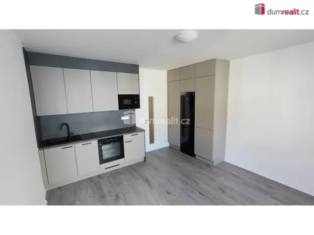 Pronájem bytu 1+kk, Praha - Libeň, Nad Kolčavkou, 30 m2