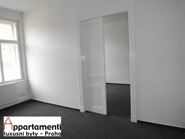 Pronájem kanceláře, Praha - Josefov, Kaprova, 27 m2