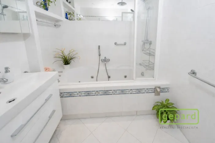 Prodej bytu 3+kk, Praha, Kettnerova, 108 m2