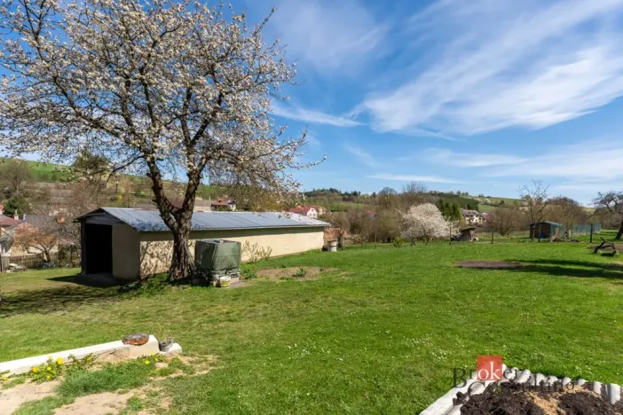 Prodej rodinného domu, Crhov, 643 m2
