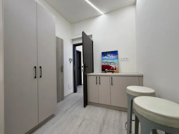 Pronájem bytu 1+1, Praha - Žižkov, Na Jarově, 35 m2