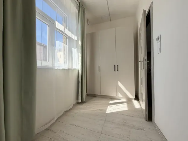 Pronájem bytu 1+1, Praha - Žižkov, Na Jarově, 35 m2