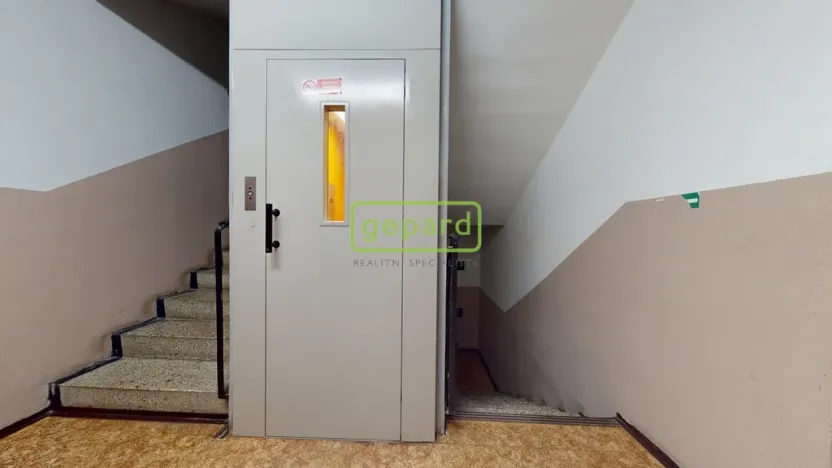 Prodej bytu 2+1, Děčín, U Tvrze, 50 m2
