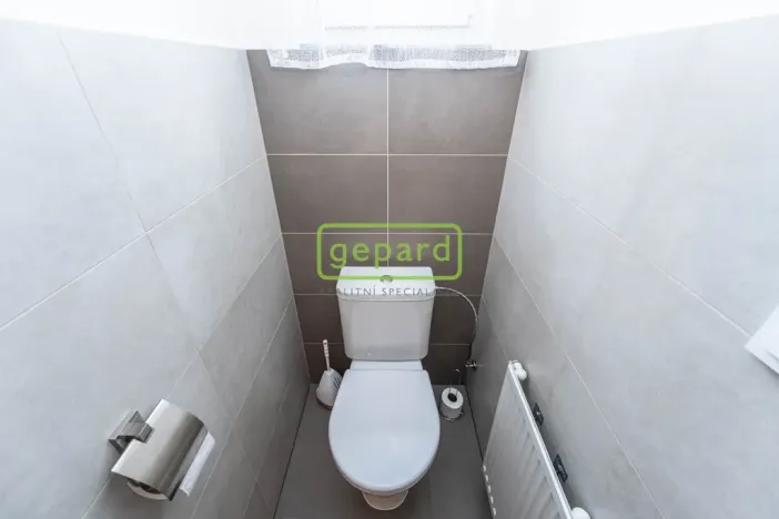 Pronájem bytu 4+1, Praha - Dolní Chabry, Osecká, 110 m2