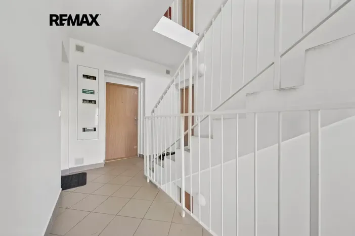 Prodej bytu 2+kk, Brno, Podbělová, 43 m2