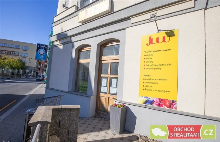 Pronájem obchodního prostoru, Říčany, 17. listopadu, 61 m2