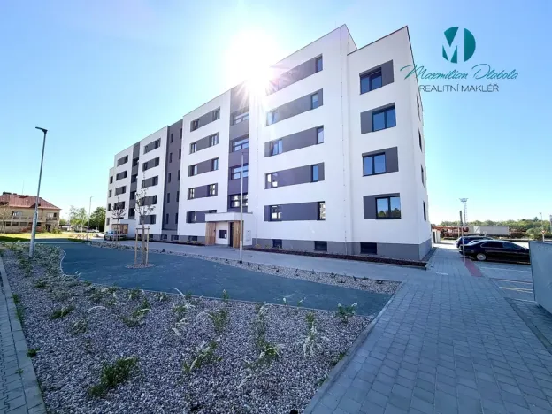 Pronájem bytu 2+kk, Jaroměř, Josefa Šímy, 57 m2