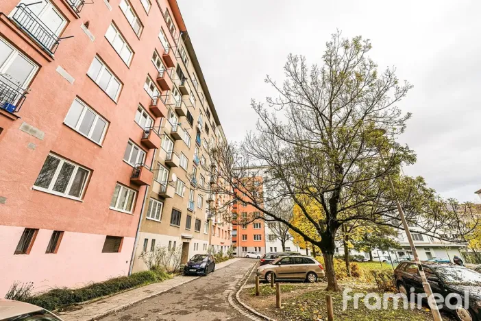 Pronájem bytu 2+1, Brno, Jana Uhra, 55 m2
