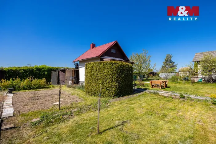 Prodej chaty, Hradec Králové - Slatina, 385 m2