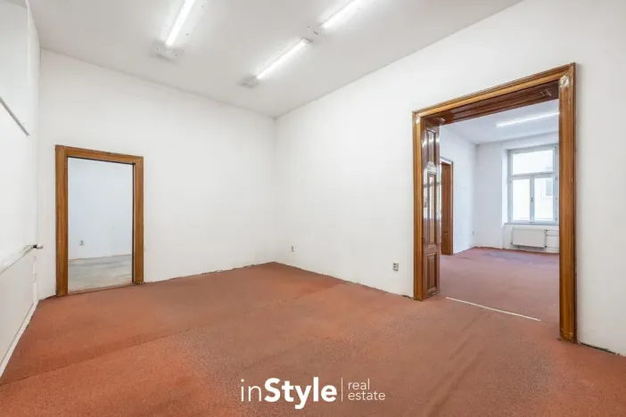 Pronájem kanceláře, Uherské Hradiště, Nádražní, 98 m2