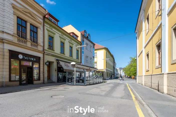 Pronájem kanceláře, Uherské Hradiště, Nádražní, 98 m2