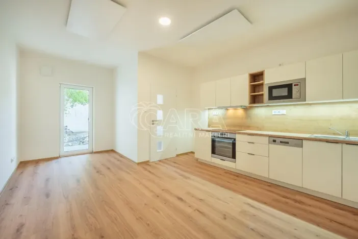 Pronájem bytu 1+kk, Buštěhrad, Žižkova, 27 m2