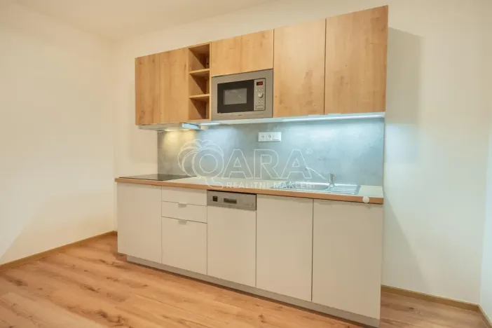 Pronájem kanceláře, Buštěhrad, Žižkova, 32 m2