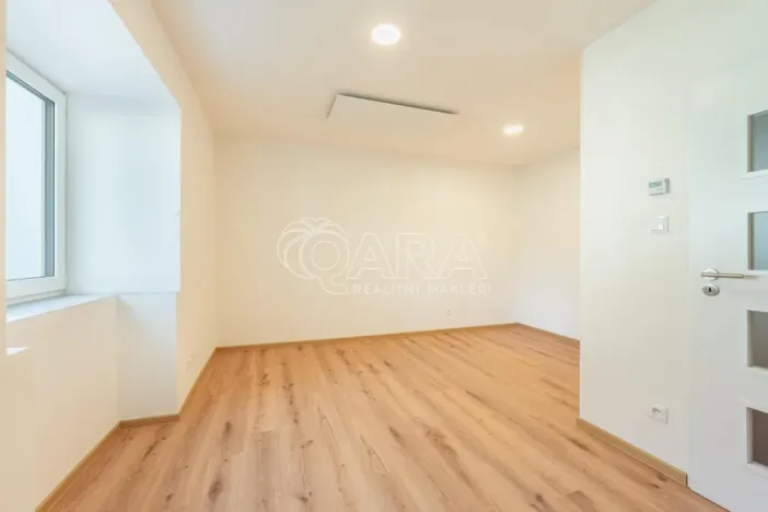 Pronájem kanceláře, Buštěhrad, Žižkova, 32 m2