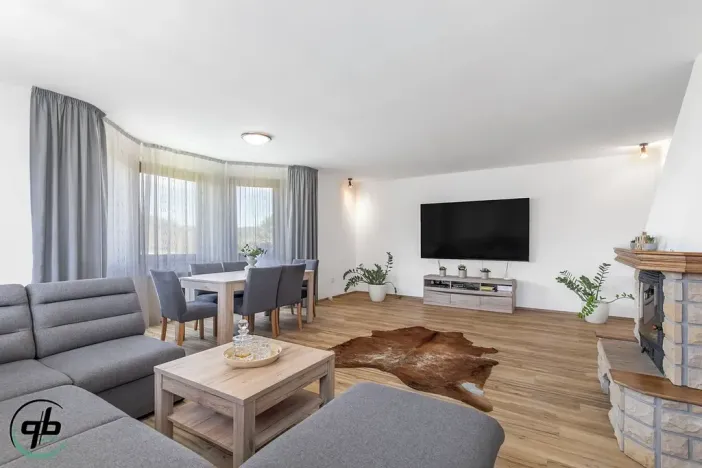 Prodej rodinného domu, Pržno, 384 m2