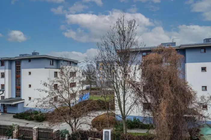 Pronájem bytu 1+kk, Praha - Malešice, U tvrze, 27 m2