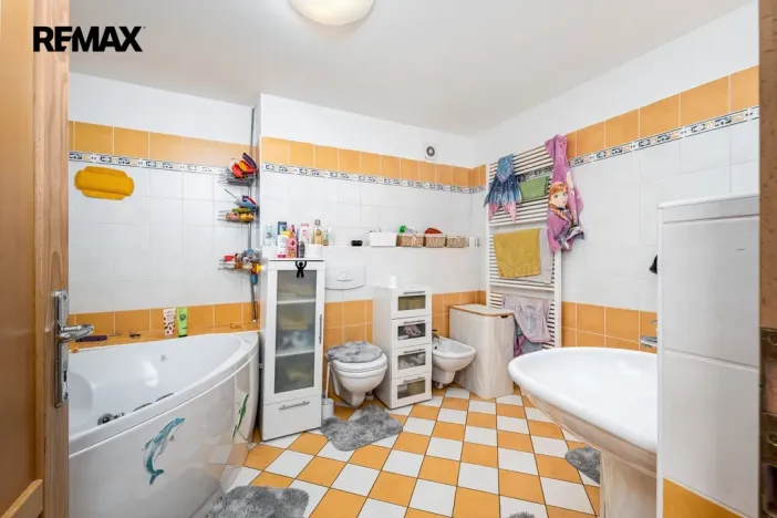 Prodej bytu 5+1, Litvínovice, 180 m2