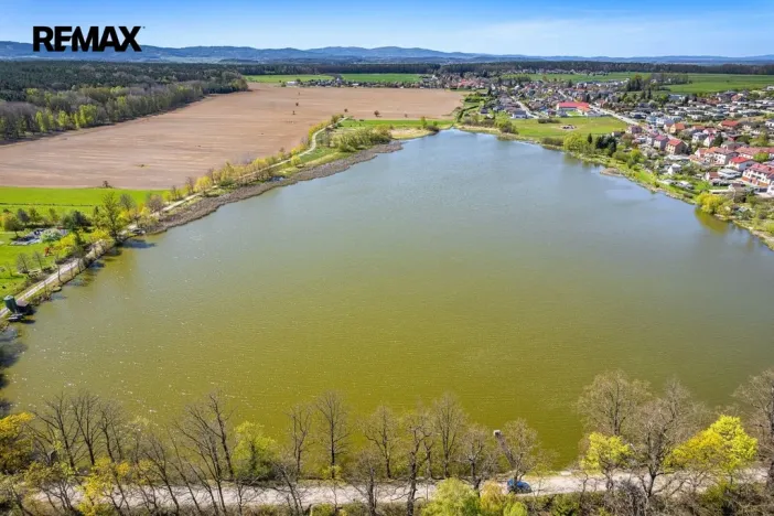 Prodej rodinného domu, Litvínovice, 180 m2