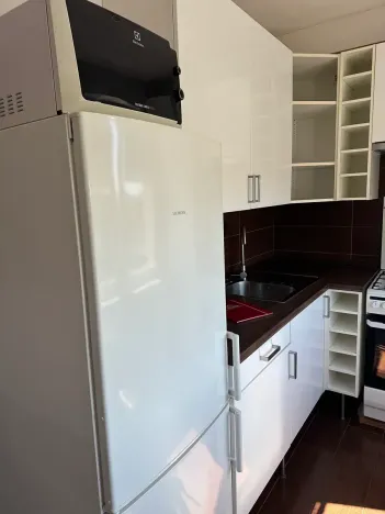 Pronájem bytu 1+1, Praha - Záběhlice, Zvonková, 36 m2