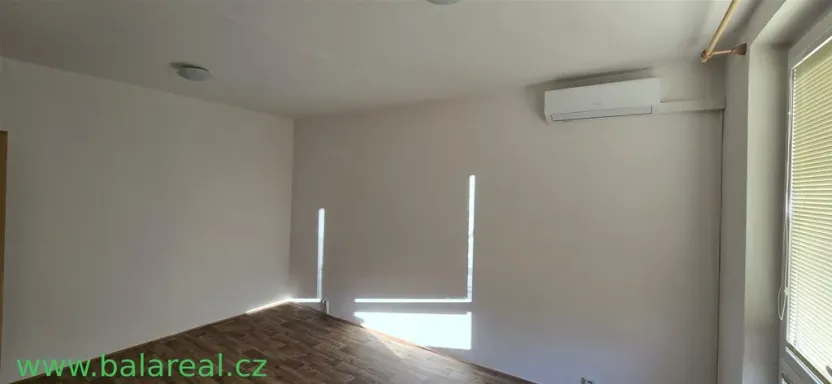 Pronájem bytu 1+1, Brno, Laštůvkova, 36 m2