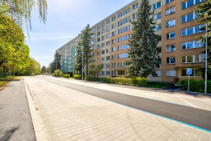 Prodej bytu 2+kk, Praha - Prosek, Novoborská, 43 m2