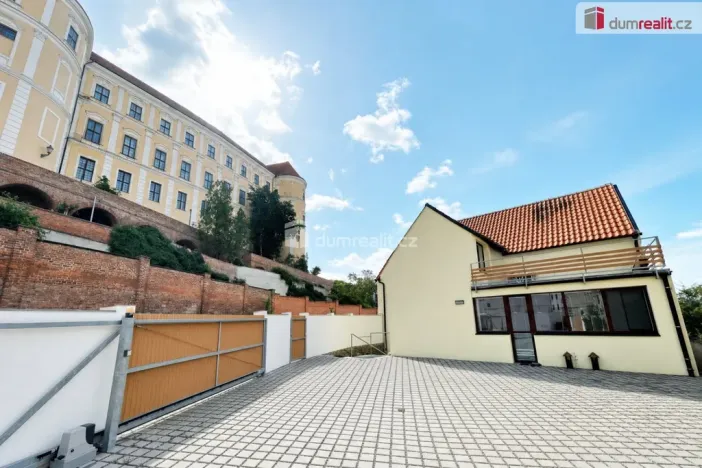 Pronájem bytu 2+1, Mikulov, Zámecká, 38 m2