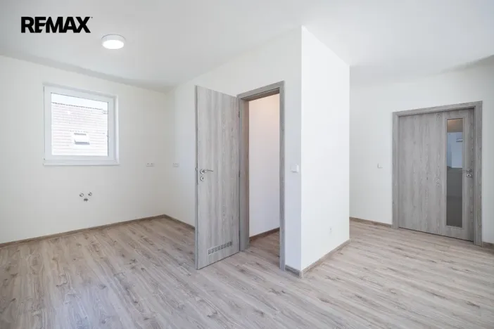 Prodej rodinného domu, Libušín, Nepřímská II, 91 m2