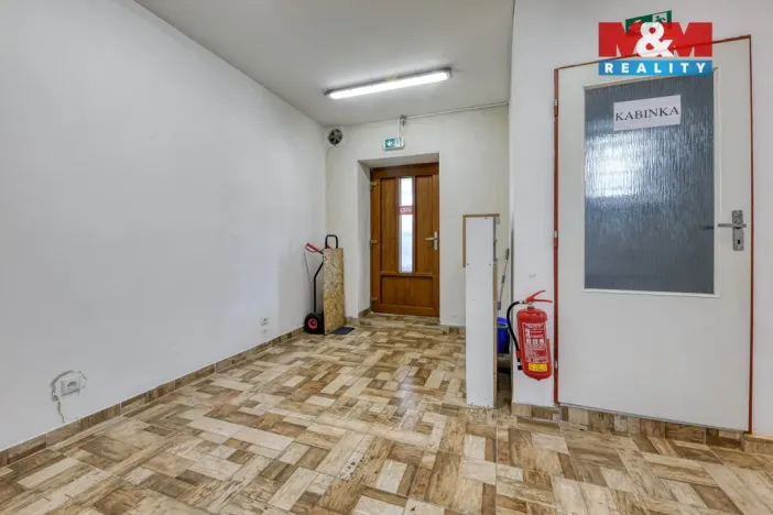 Pronájem obchodního prostoru, Nýřany, Revoluční, 220 m2