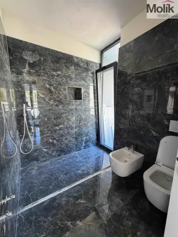 Prodej bytu 3+kk, Drač, 138 m2