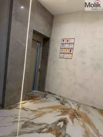 Prodej bytu 3+kk, Drač, 138 m2