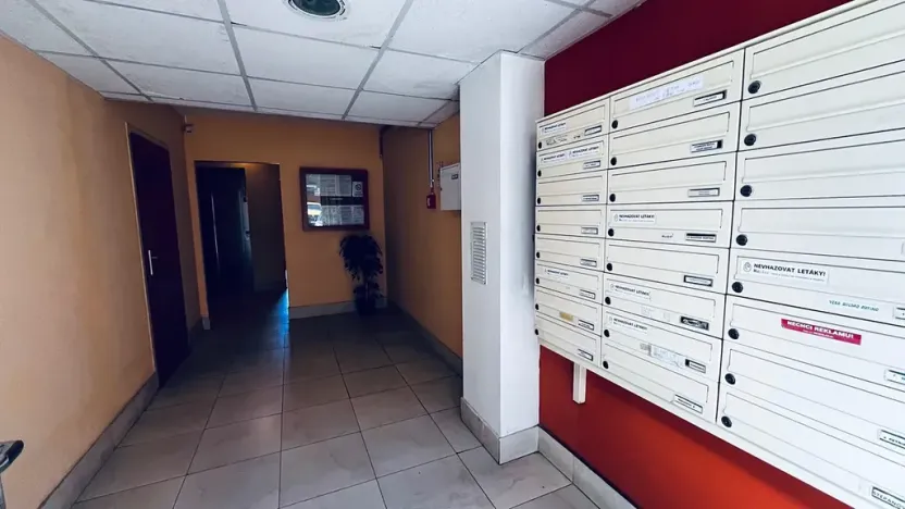 Pronájem bytu 1+1, Praha - Hostivař, Chudenická, 39 m2