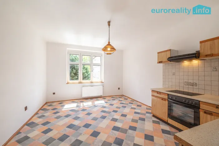 Prodej bytu 2+kk, Cheb, Vančurova, 48 m2